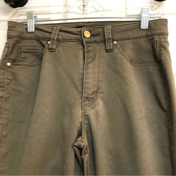 Green High Waisted Jeans - Picture 8 of 14